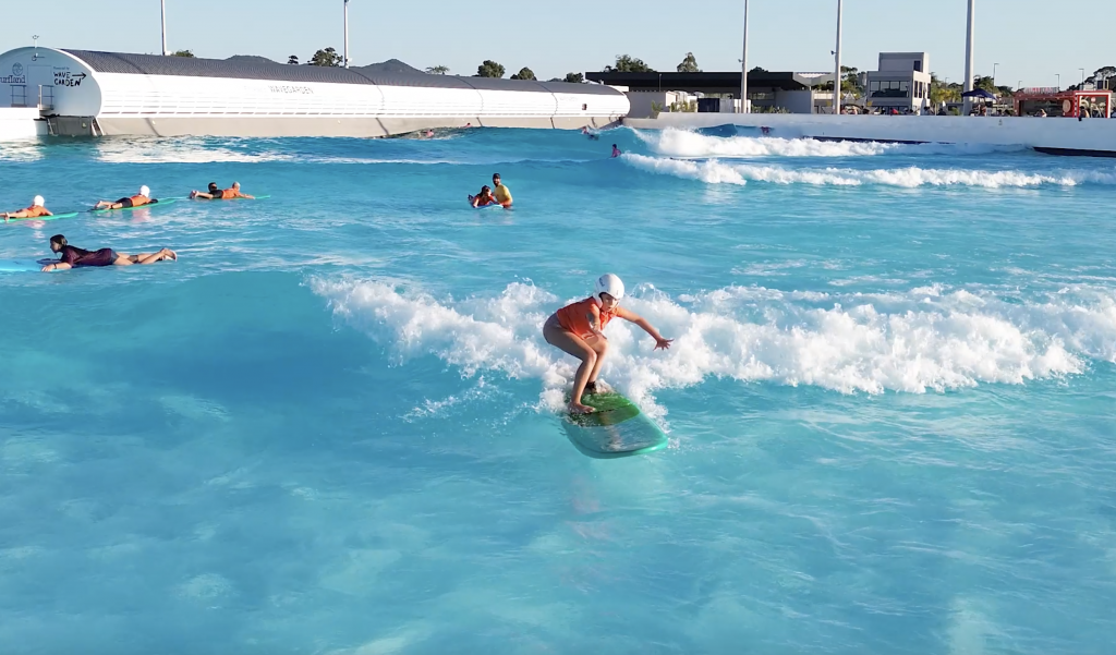 learn to surf wavegarden