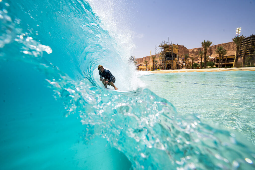 Endless Surf at Aquarabia